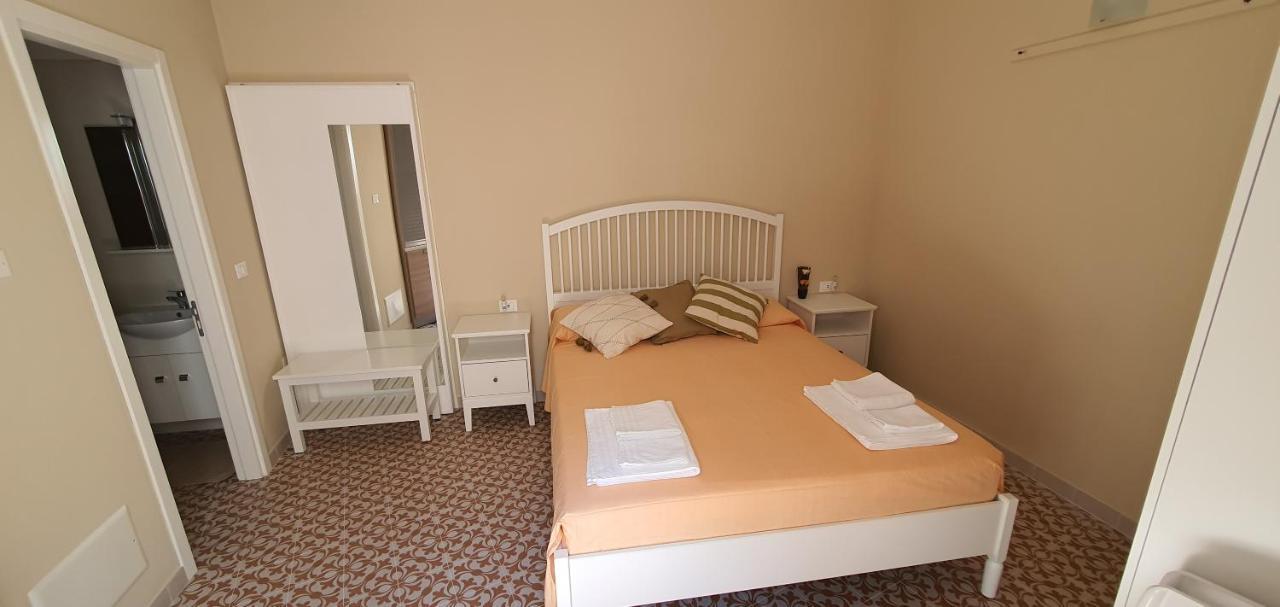 La Capasa Di Casada Appartement Spongano Buitenkant foto